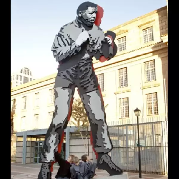 Homenajes internacionales a Nelson Mandela