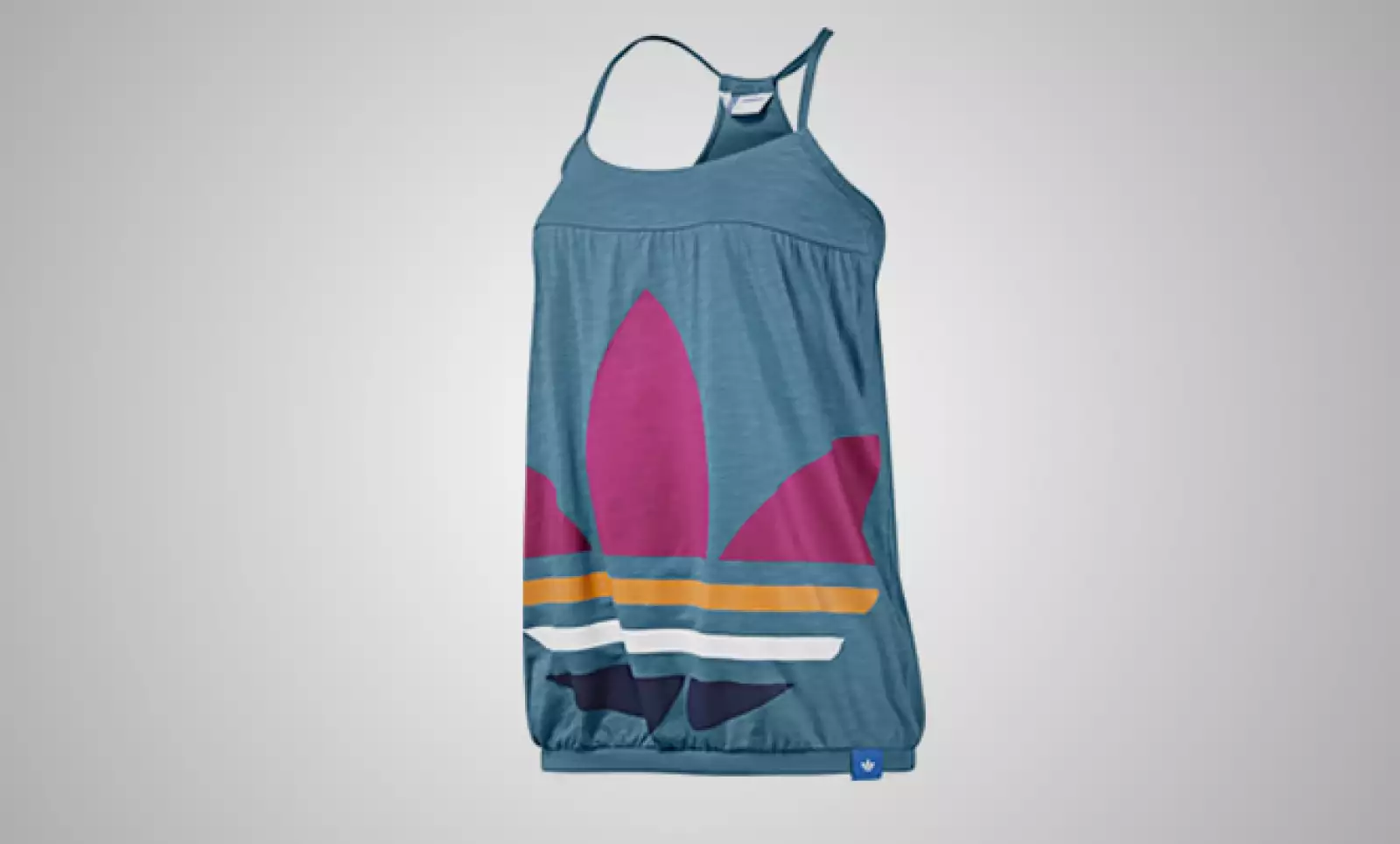 La colección invita a que cada mujer cree su propio estilo al permitir el intercambio de accesorios, como las agujetas para el calzado, y los atuendos entre los distintos diseños”, dice Martha Treviño, Gerente de Comunicaciones de Adidas.