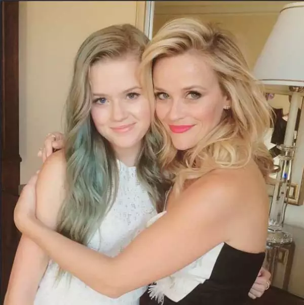 Es innegable el parecido que hay entre mamá e hija.