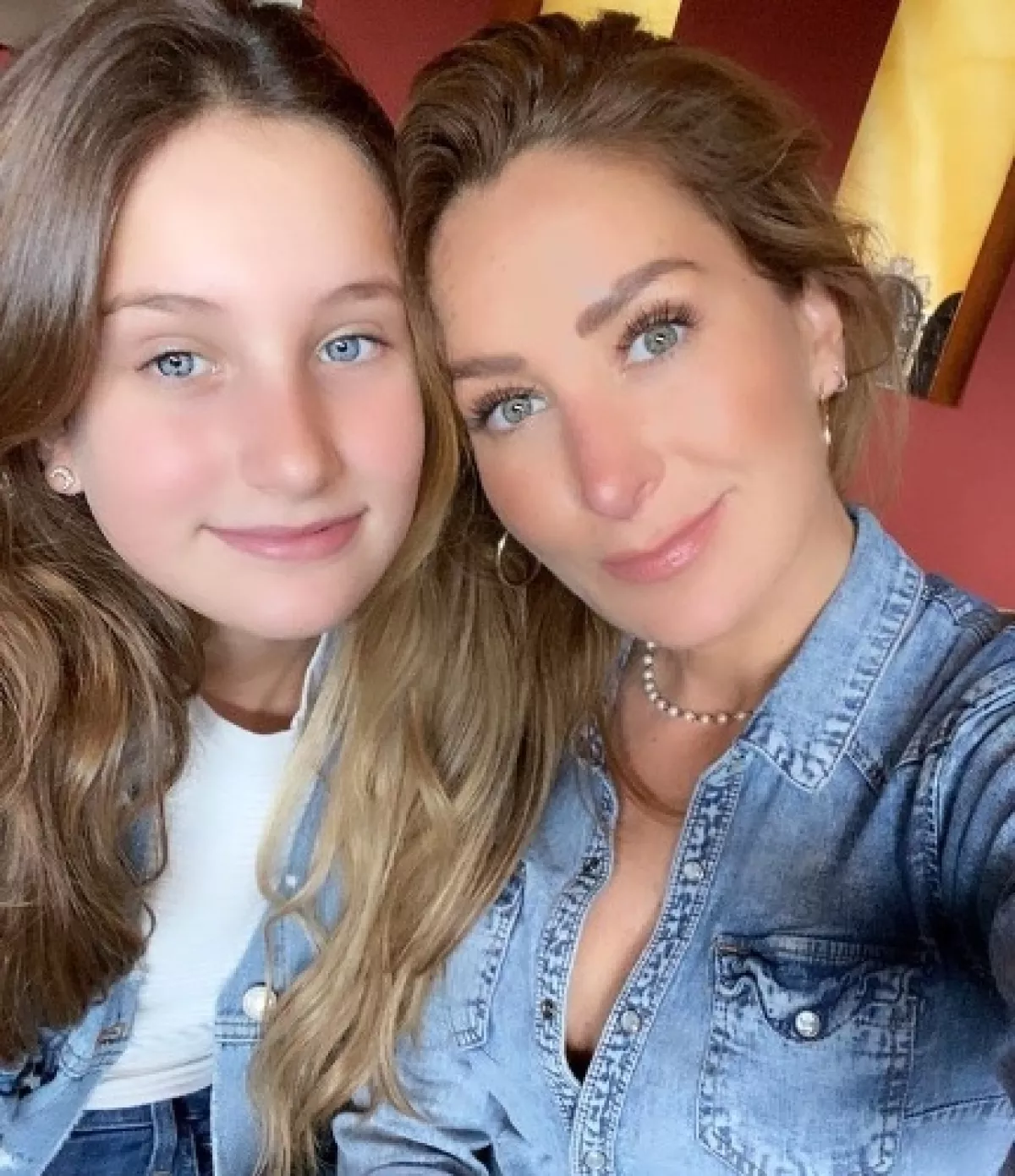 Geraldine Bazán y Elissa Marie