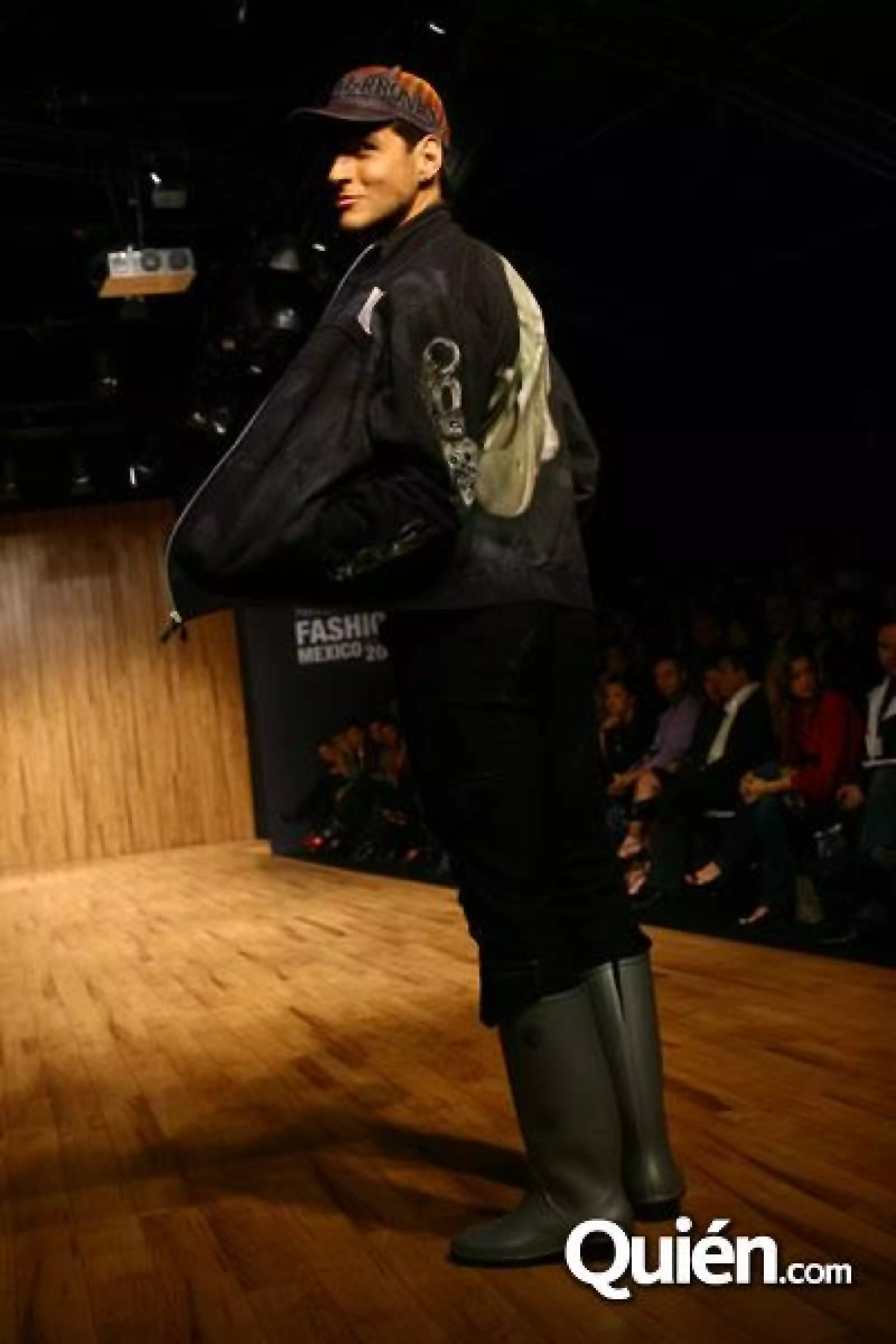 MF Pasarela Héctor Terrones