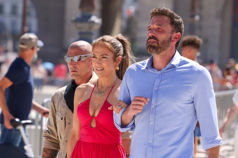 jennifer-lopez-paris