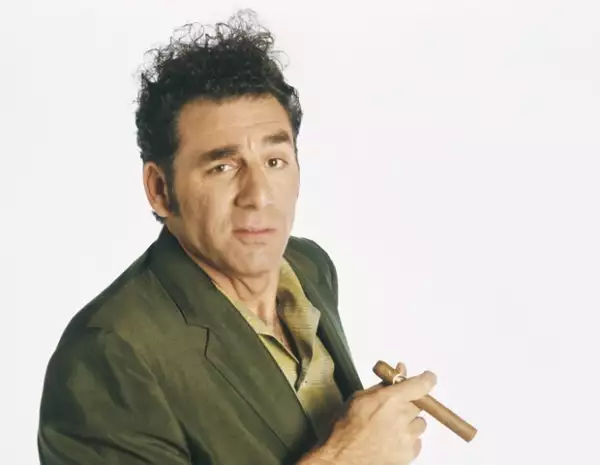 Cosmo Kramer es interpretado por Michael Richards.