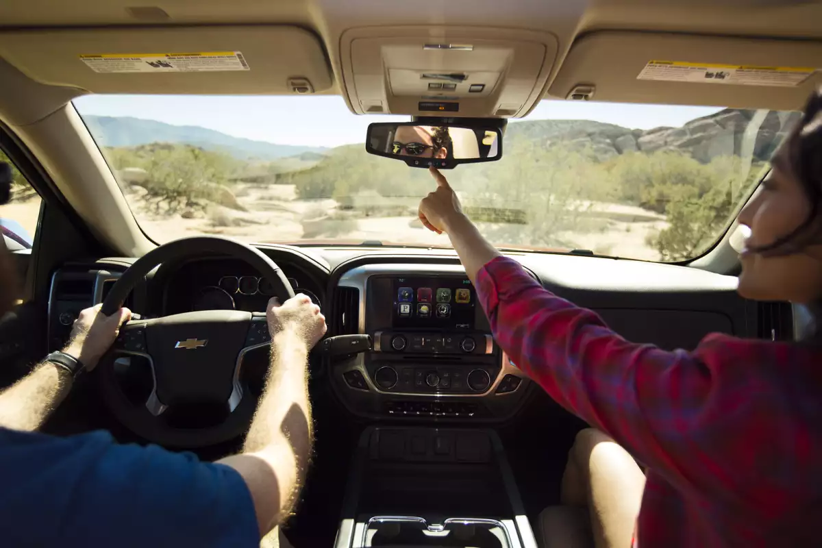 Asistente en el camino