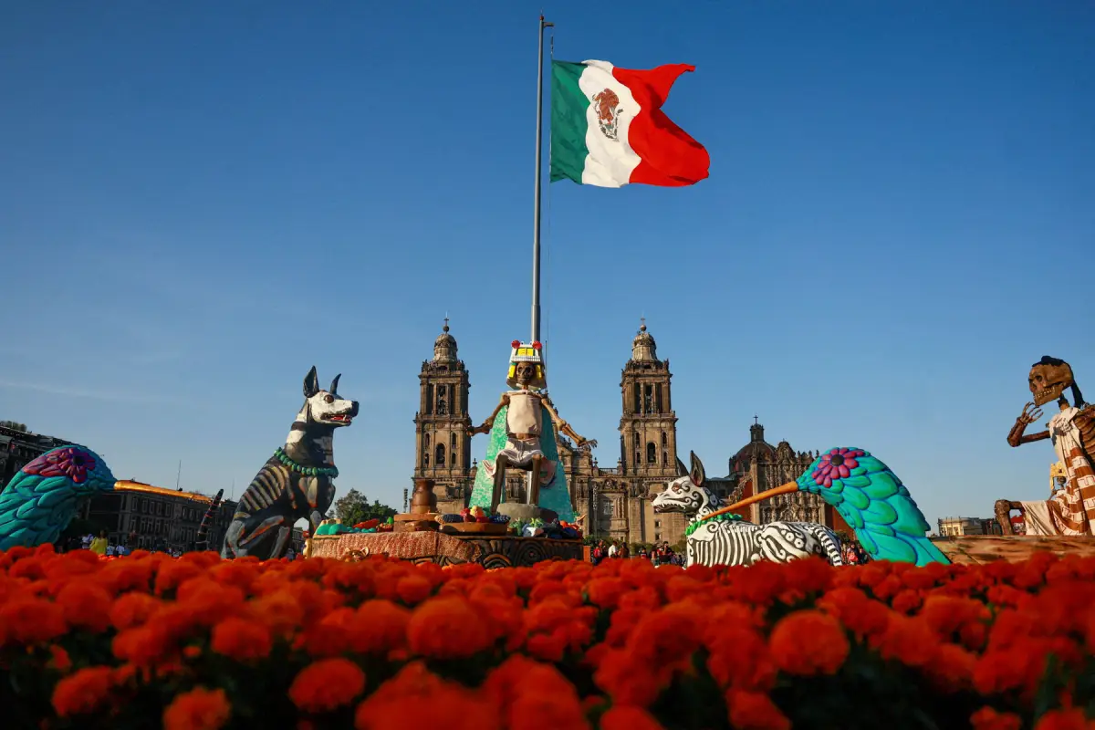 Efemérides de noviembre de 2025 en México y el mundo