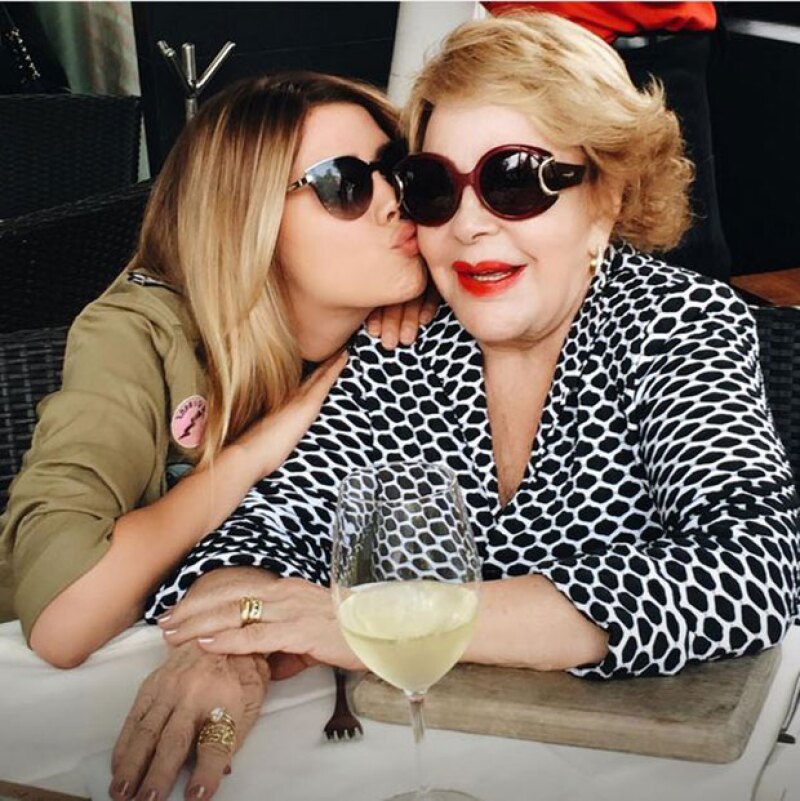 La hija de Luis Miguel aprovechó que es el cumpleaños de su bisabuela para dedicarle unas emotivas palabras.