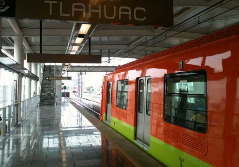 Metro Tl�huac