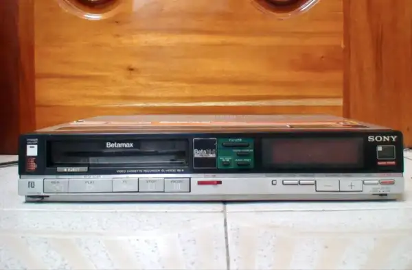 3-betamax.jpeg