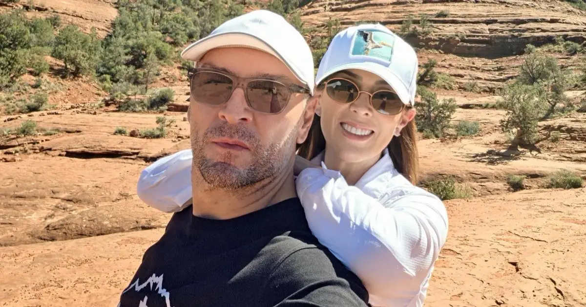 Jacky Bracamontes y Martín Fuentes