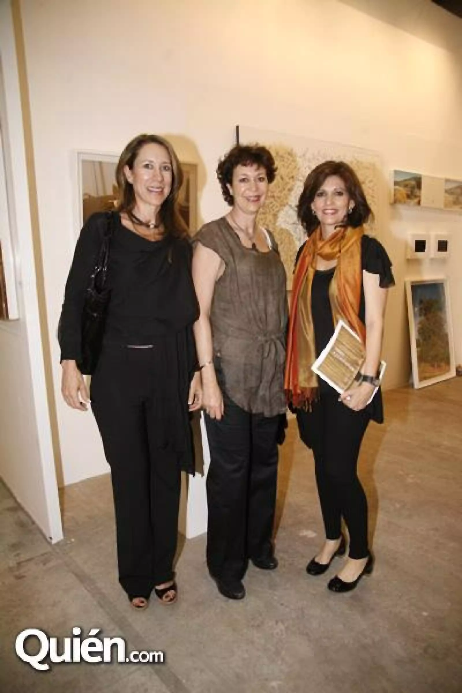 Rocío de Alba,Marisa de la Peña,Mónica Leaño