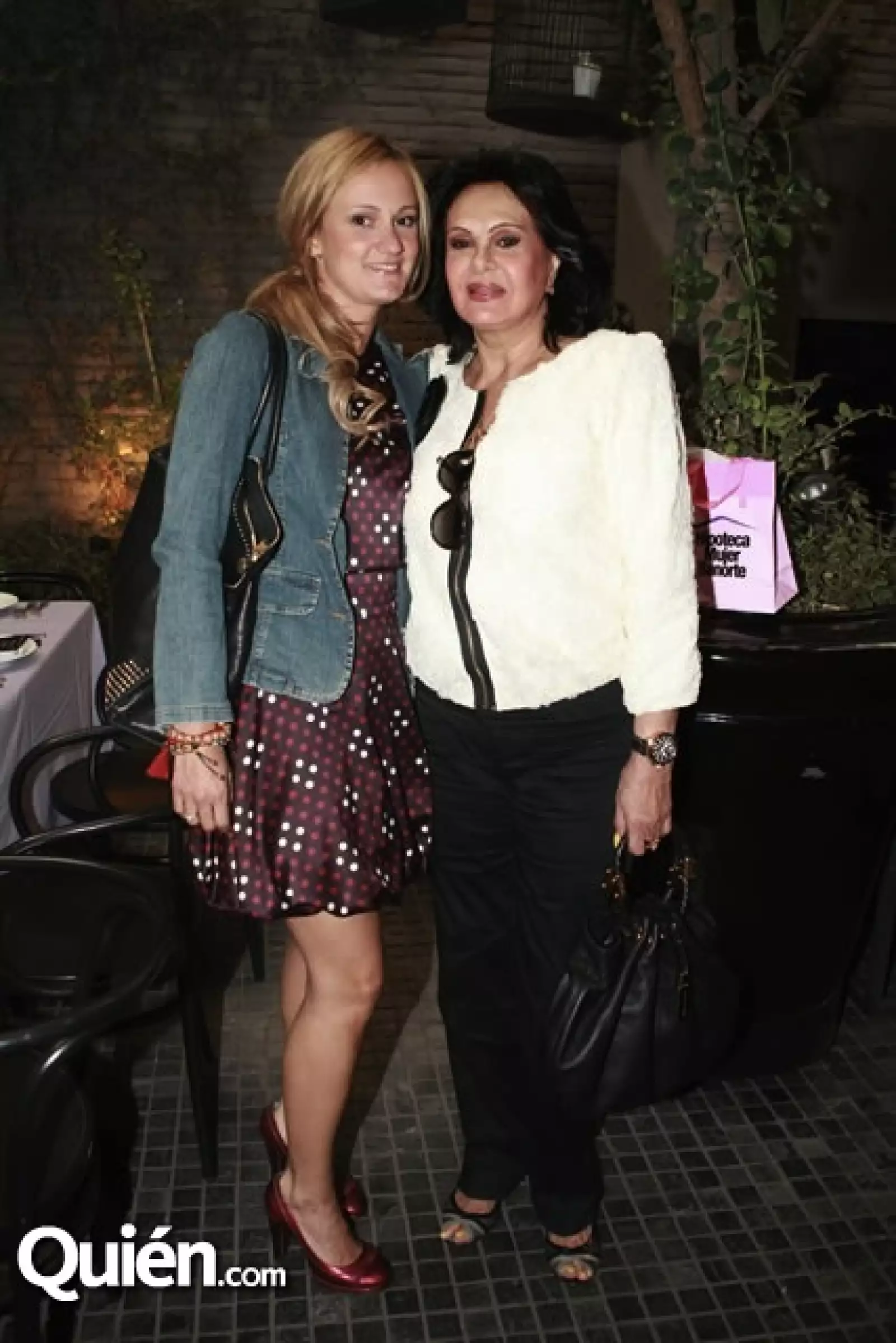 Ana Enciso,María Ariza