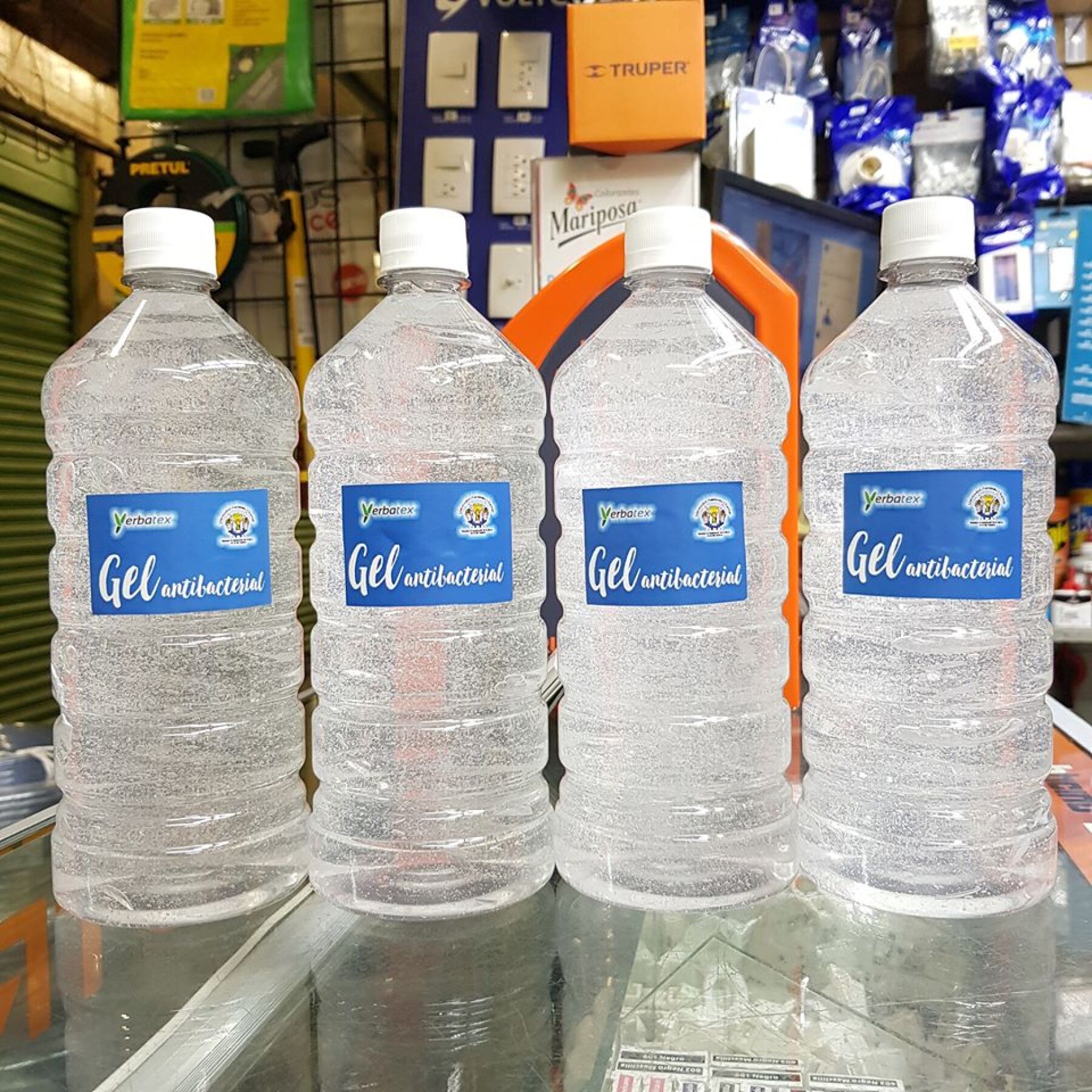 Enfrentan El Coronavirus Con Gel Antibacterial Pirata