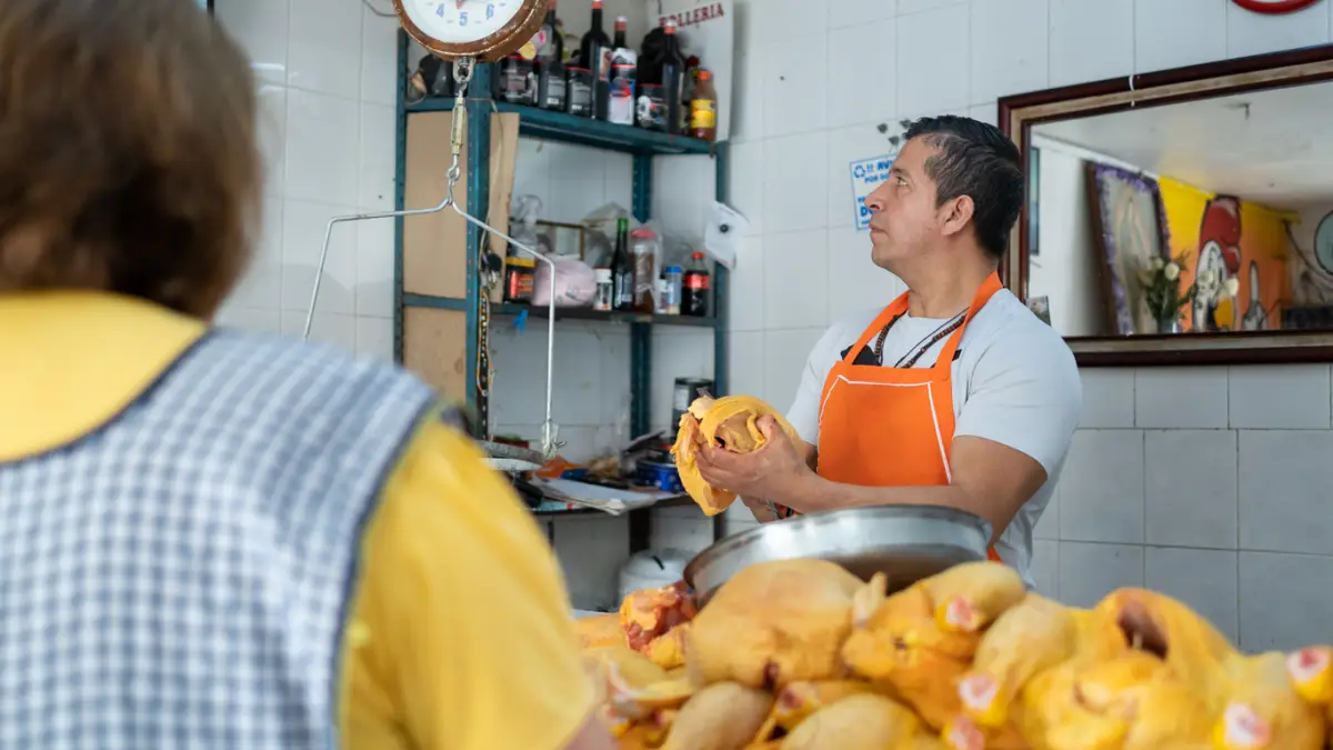 La inflación repunta en mayo, fuera del objetivo de Banxico