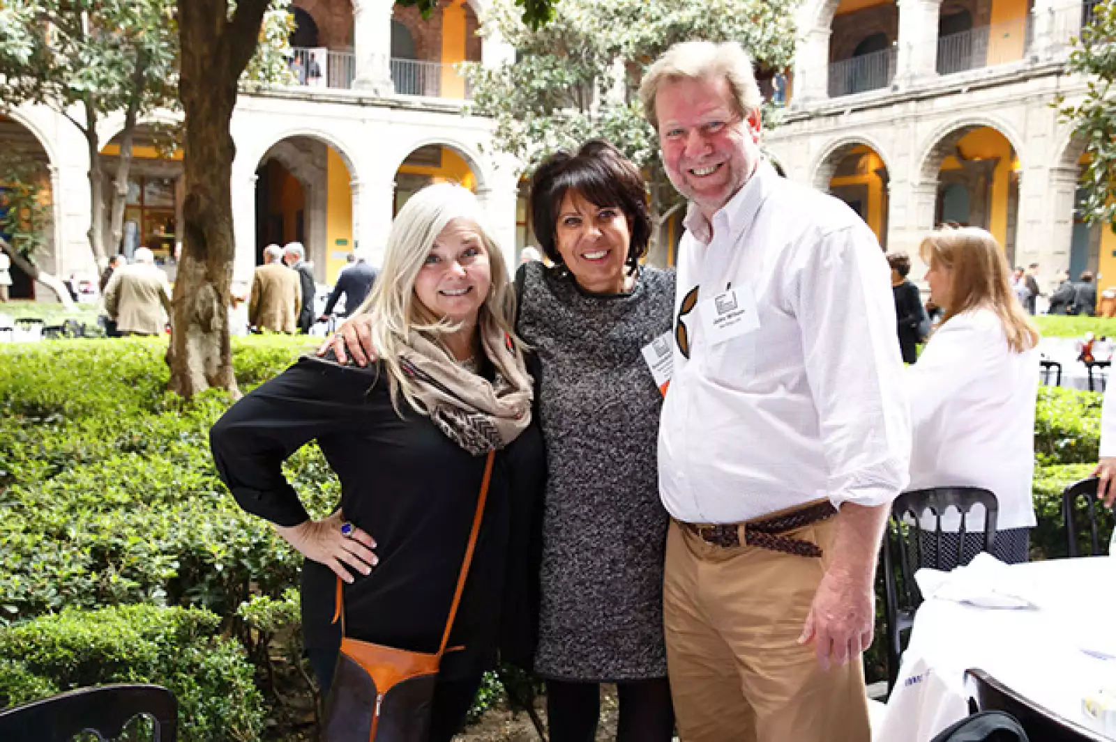 Annasue Wilson,Graciela de la Torre y John Wilson