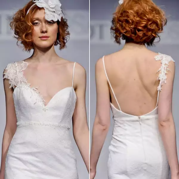 Cotin Sposa: ¿Eres atrevida? No pierdas la oportunidad de usar un tocado grande y con flores. Lleva el pelo con chinos y con mucho volumen para lucir espectacular el día de tu boda.