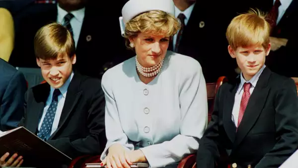 Lady Di con los príncipes William y Harry 