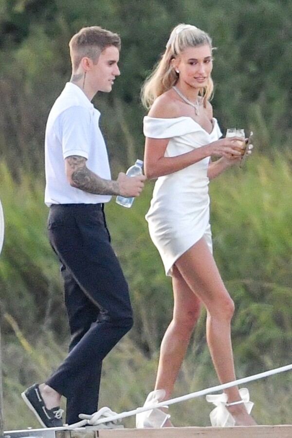 *PREMIUM-EXCLUSIVE* Wedding bells for Bieber and Hailey: Rehearsal dinner arrivals *WEB EMBARGO UNTIL 1 PM PST ON 09/30/19*