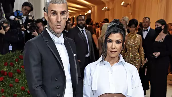 Aseguran que Kourtney Kardashian y Travis Barker están legalmente casados