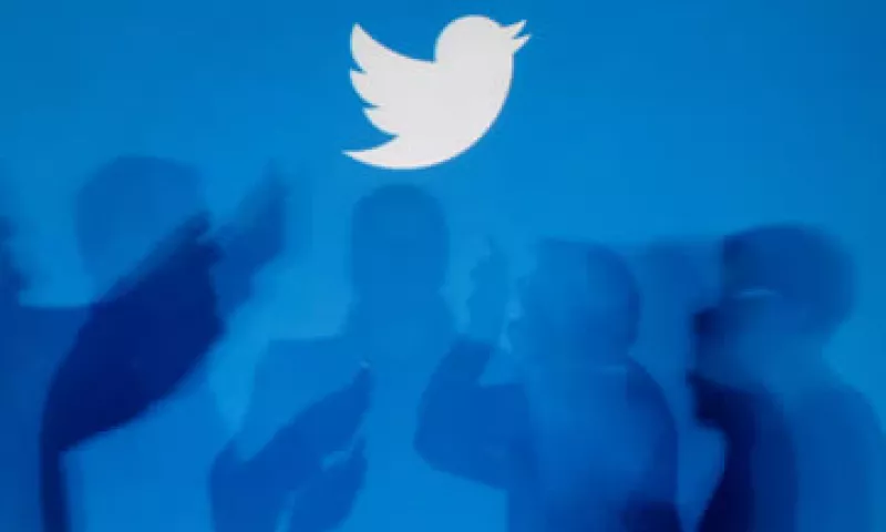 Los analistas creen que Twitter puede potenciar su negocio publicitario ofreciendo sus servicios a pequeñas empresas.  (Foto: Especial)