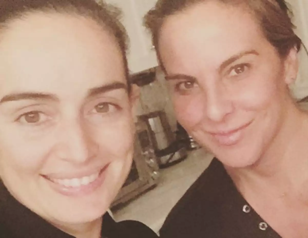 Las actries celebraron un día especial para Kate, además el guapísimo David Beckham 19 años atrás y Aislinn Derbez confirma no ser una niña normal... Esto y más hoy en ¿Quién posteó qué?