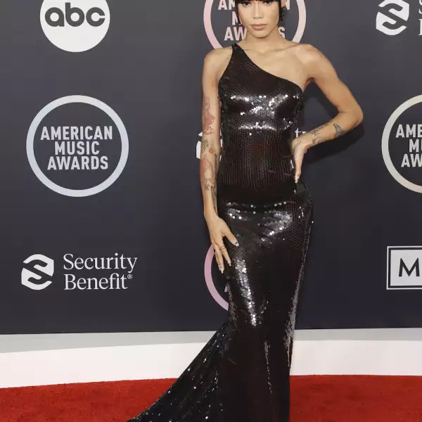 2021 American Music Awards - Arrivals