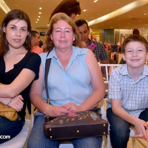Katia Beltrán, Blanca Rech y César Guzmán