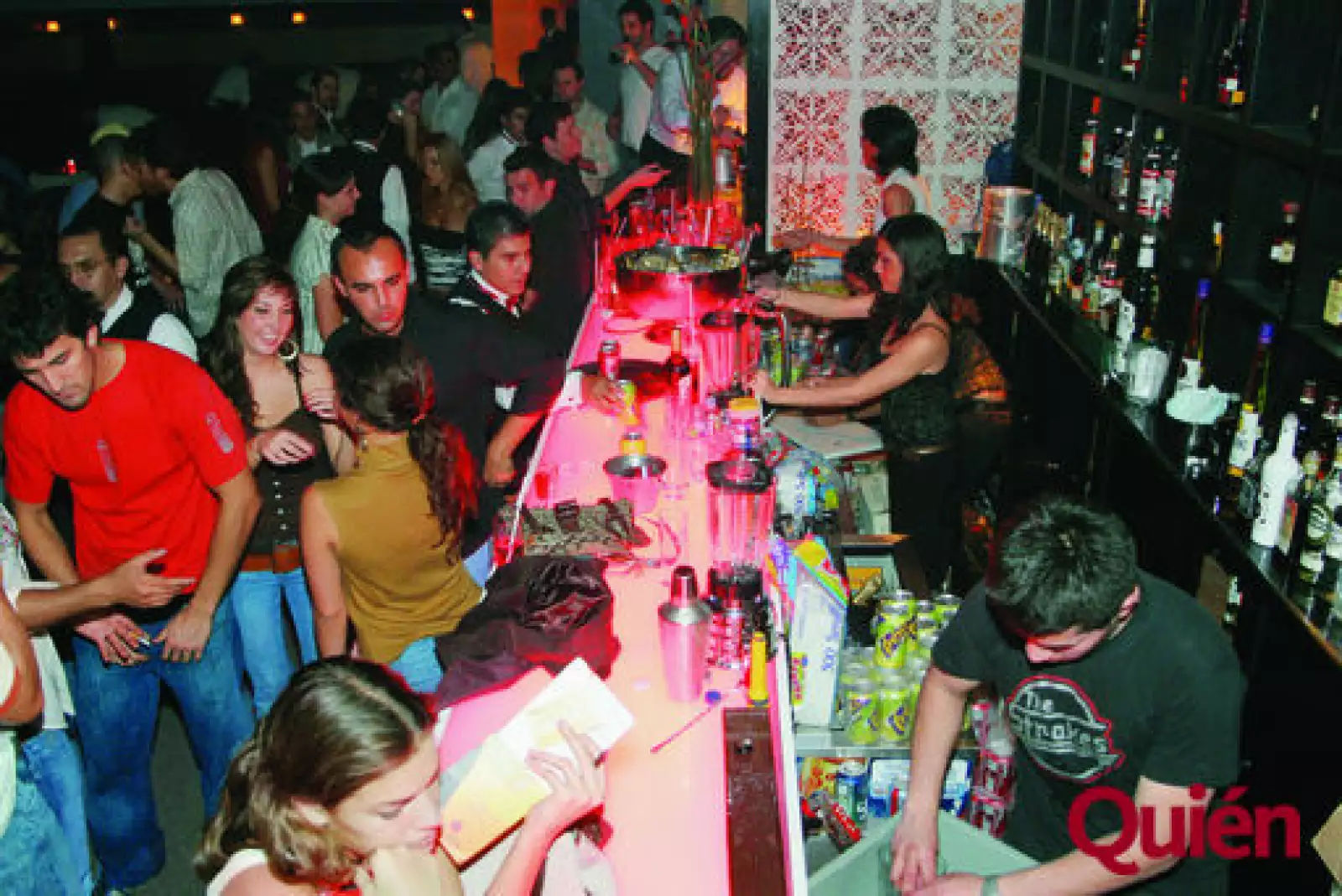 Aspectos. Inauguración de Cabaret