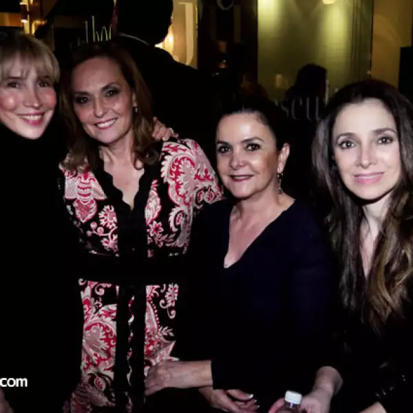 Marissa de Rubio, María del Carmen Garza de Díaz, Lety Cueva y Myrna de González