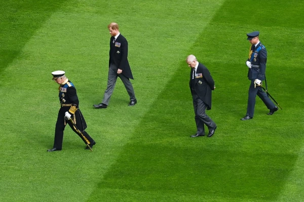 William-Harry-Reina-II