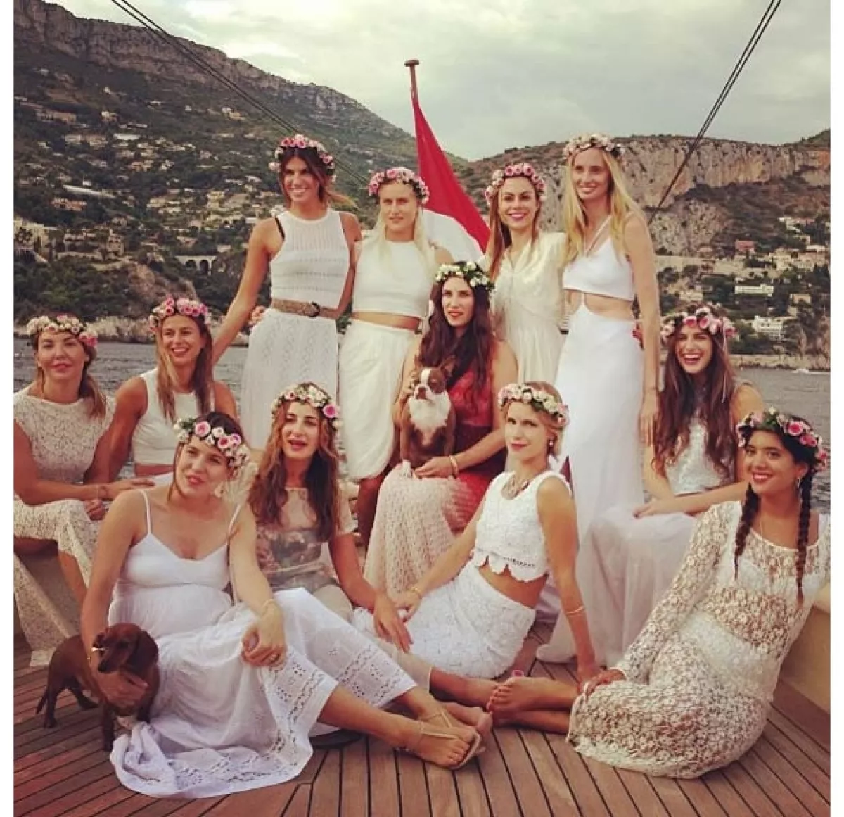 Entre las invitadas de Tatiana estuvo su cuñada Carlota Casiraghi.