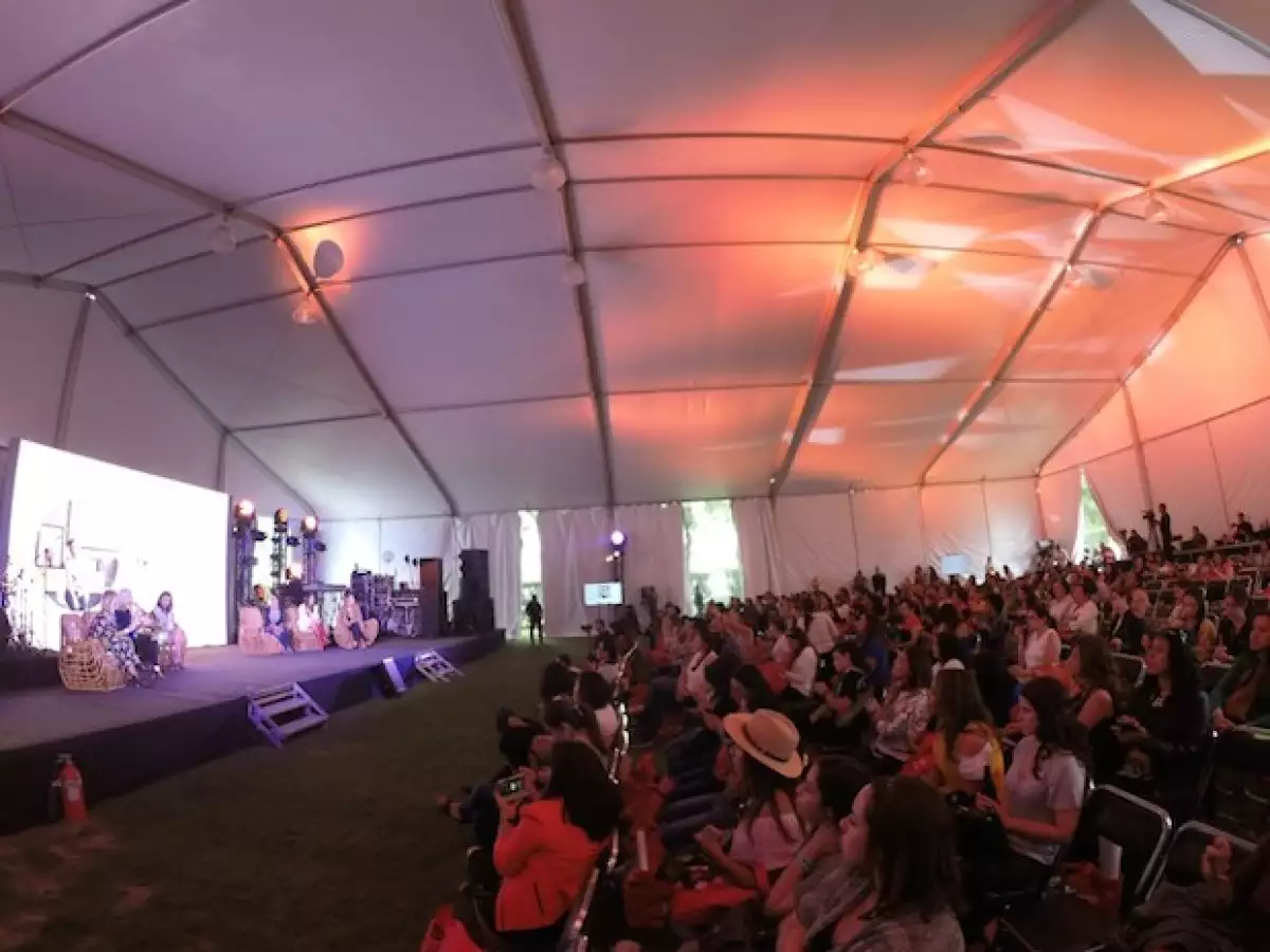 Las conferencias de moda, wellness y belleza mantuvieron a todas súper interesadas y divertidas.