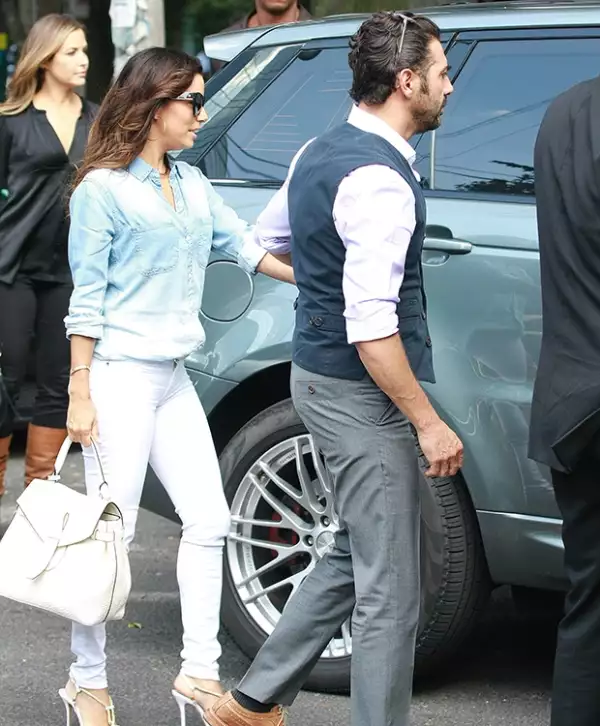 No es la primera vez que la actriz y productora acompaña a Pepe al DF.