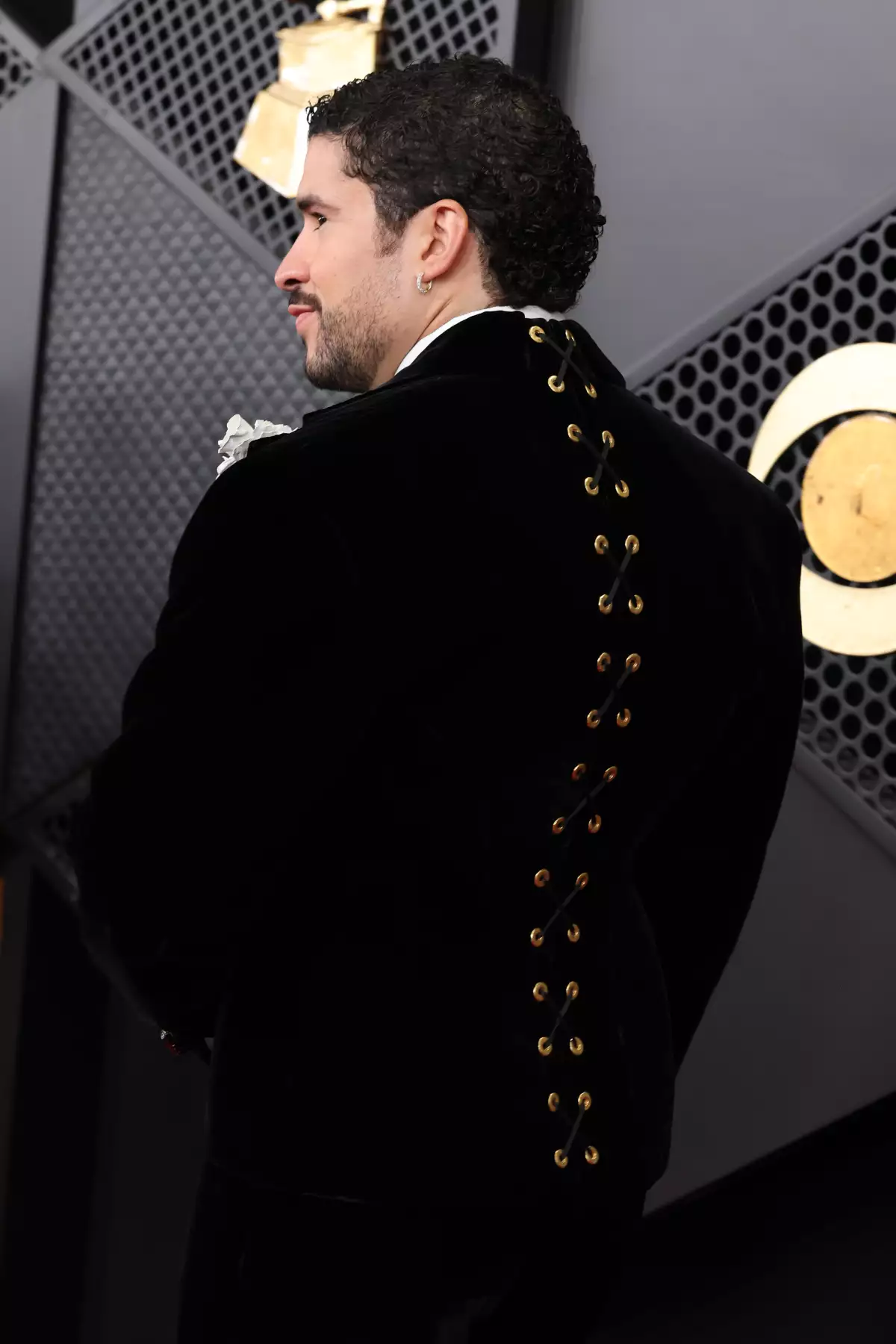 Bad-Bunny-chaleco-antibalas