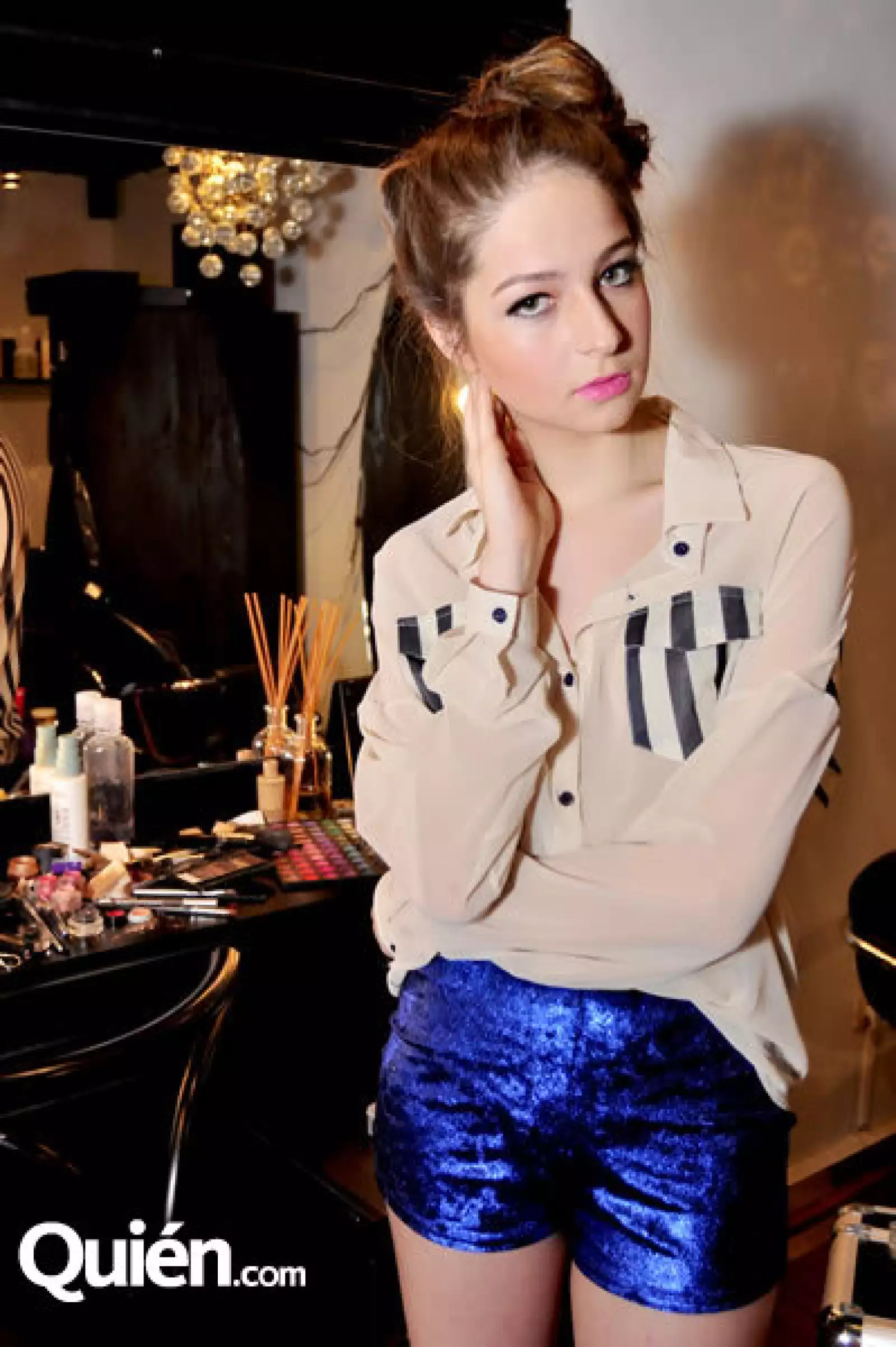 Mallory Caballero en Room 304