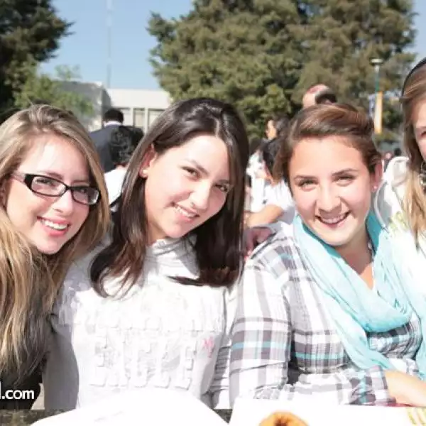 Katy Castro,Fernanda Castro,María Rodriguez,Sofia García Diego