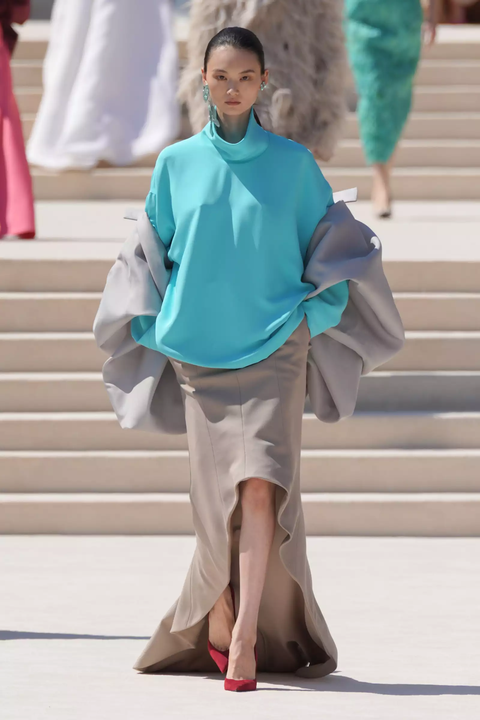 Balenciaga HC F26 013.jpg