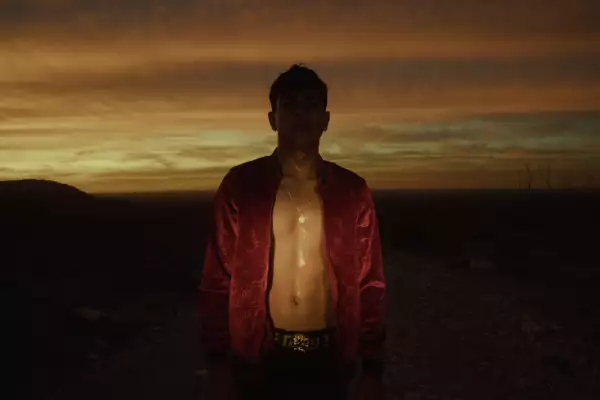 Fotograma de la cinta En el camino de David Pablos. 