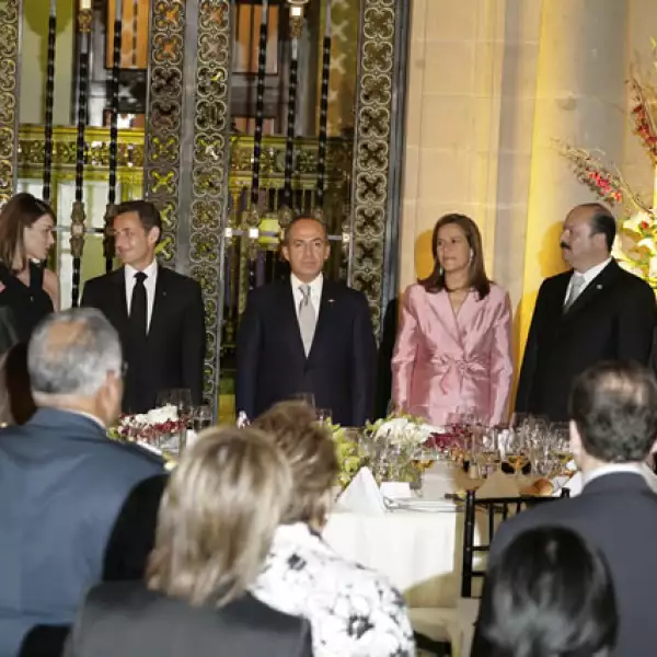 Cena Sarkozy en Palacio Nacional