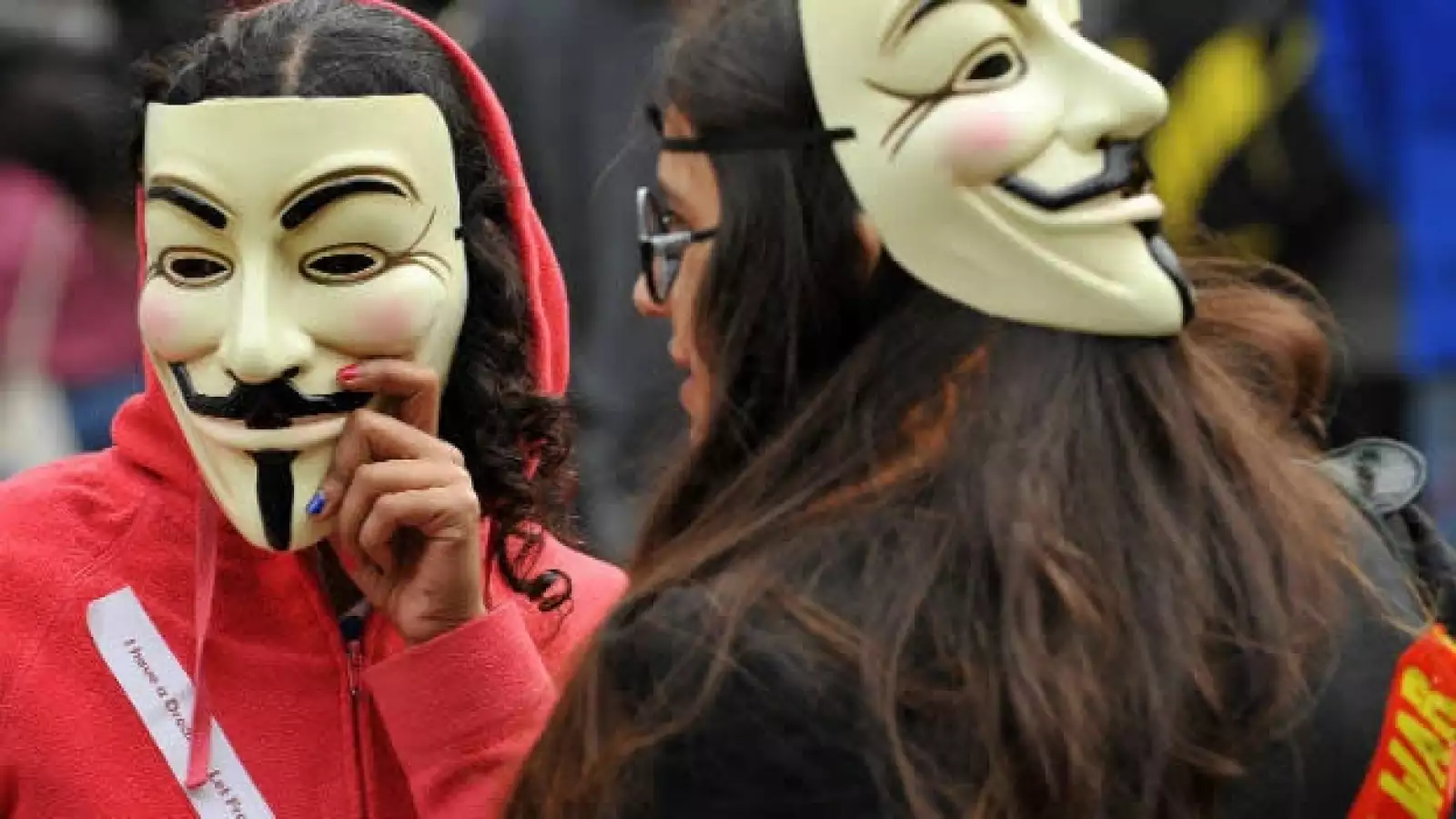 Ocupa Londres - máscaras