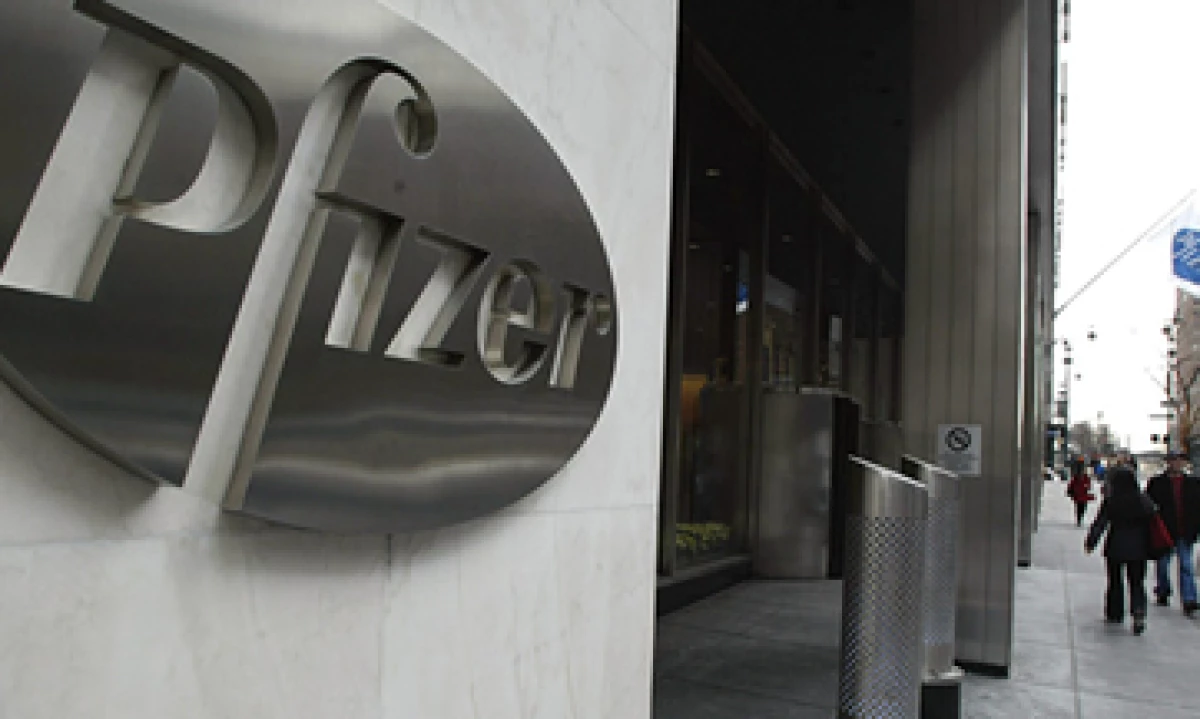 AstraZeneca ya había rechazado una oferta previa de Pfizer de 50 libras por acción. (Foto: EFE)