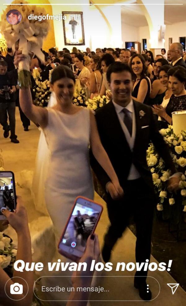 Checo y Carola al finalizar la ceremonia Religiosa