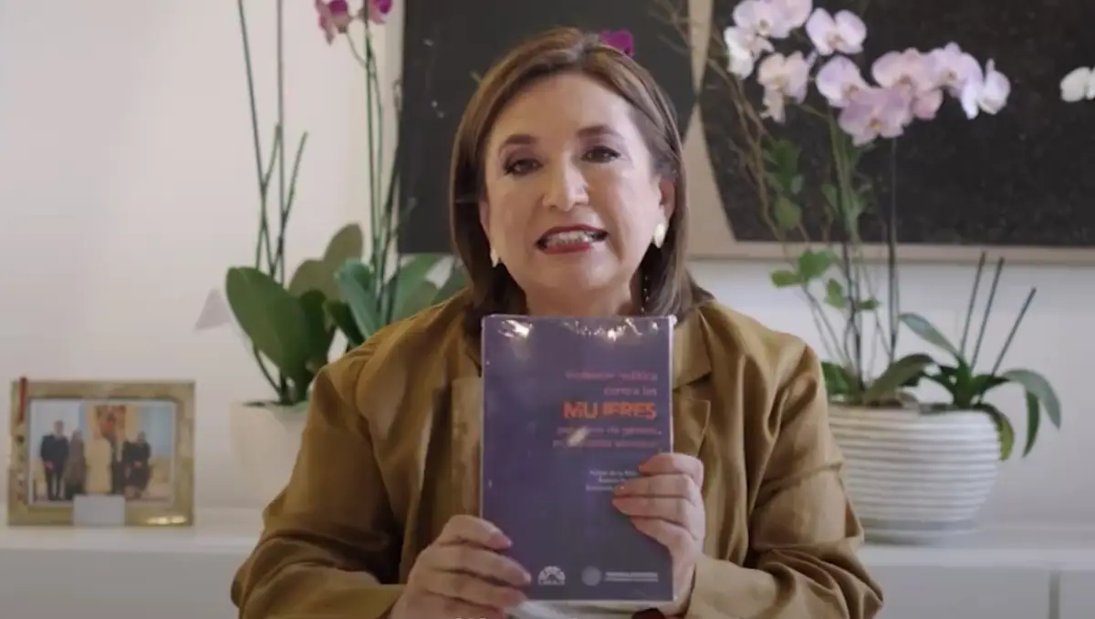 xochitl-galvez-amlo.jpg