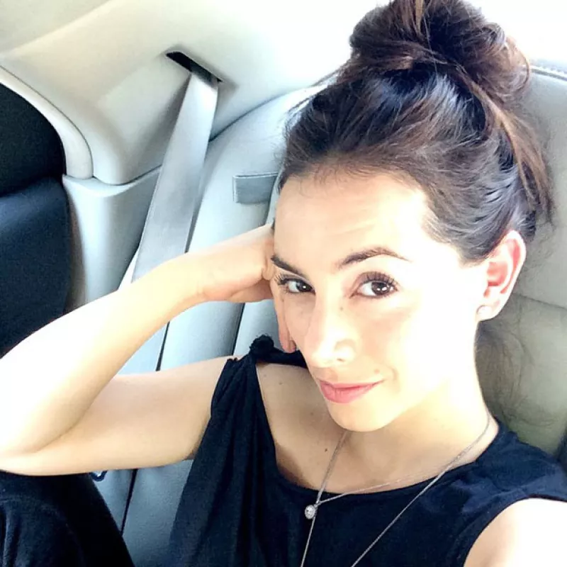 Claudia siempre se mantiene en forma y busca que sus seguidores hagan lo mismo, por lo que a través de su blog y redes sociales hace recomendaciones para llevar una vida sana.