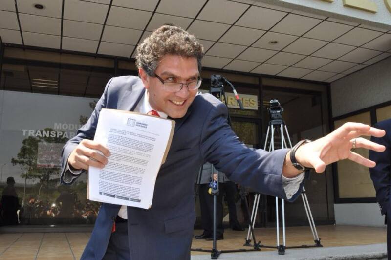 Ríos Piter en el Tribunal Electoral
