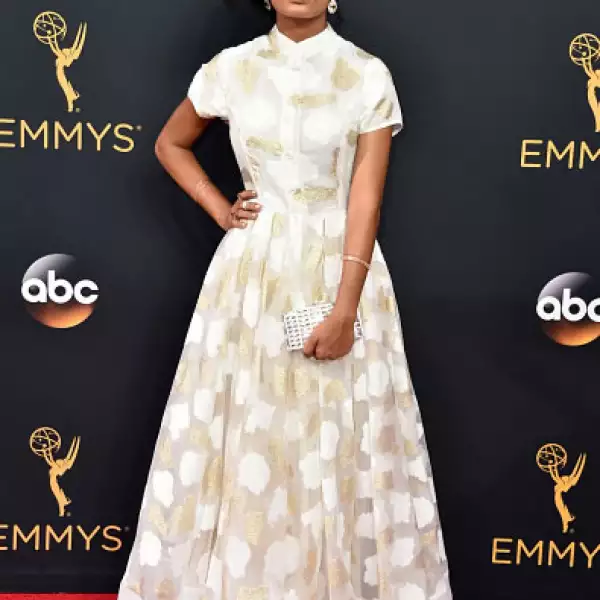 Yara Shahidi en Clara Rotescu.
