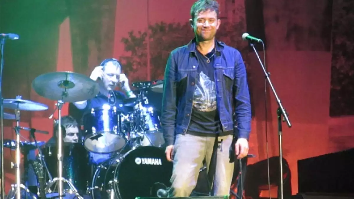 damon_albarn_blur