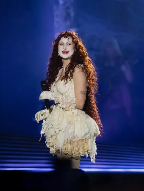 chapell-roan-alexander-mcqueen-corona-capital