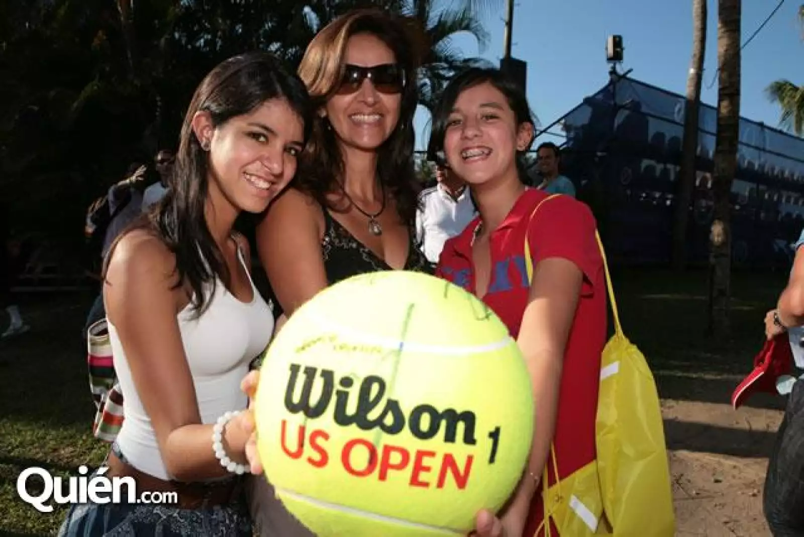 Karina Gutierrez,Judith Gutierrez,Daniela Gutierrez
