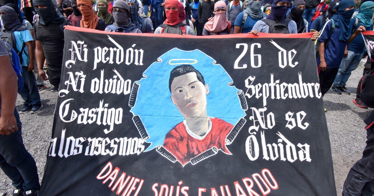 López Obrador se reunirá con padres de los 43 estudiantes de Ayotzinapa
