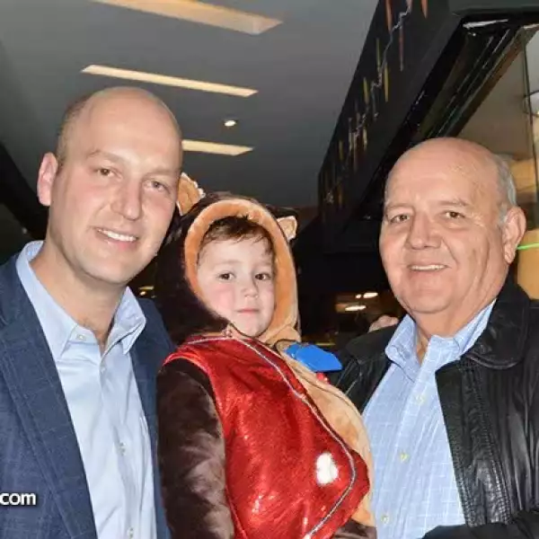 Juan Pablo,Patricio y Álvaro de Velasco.